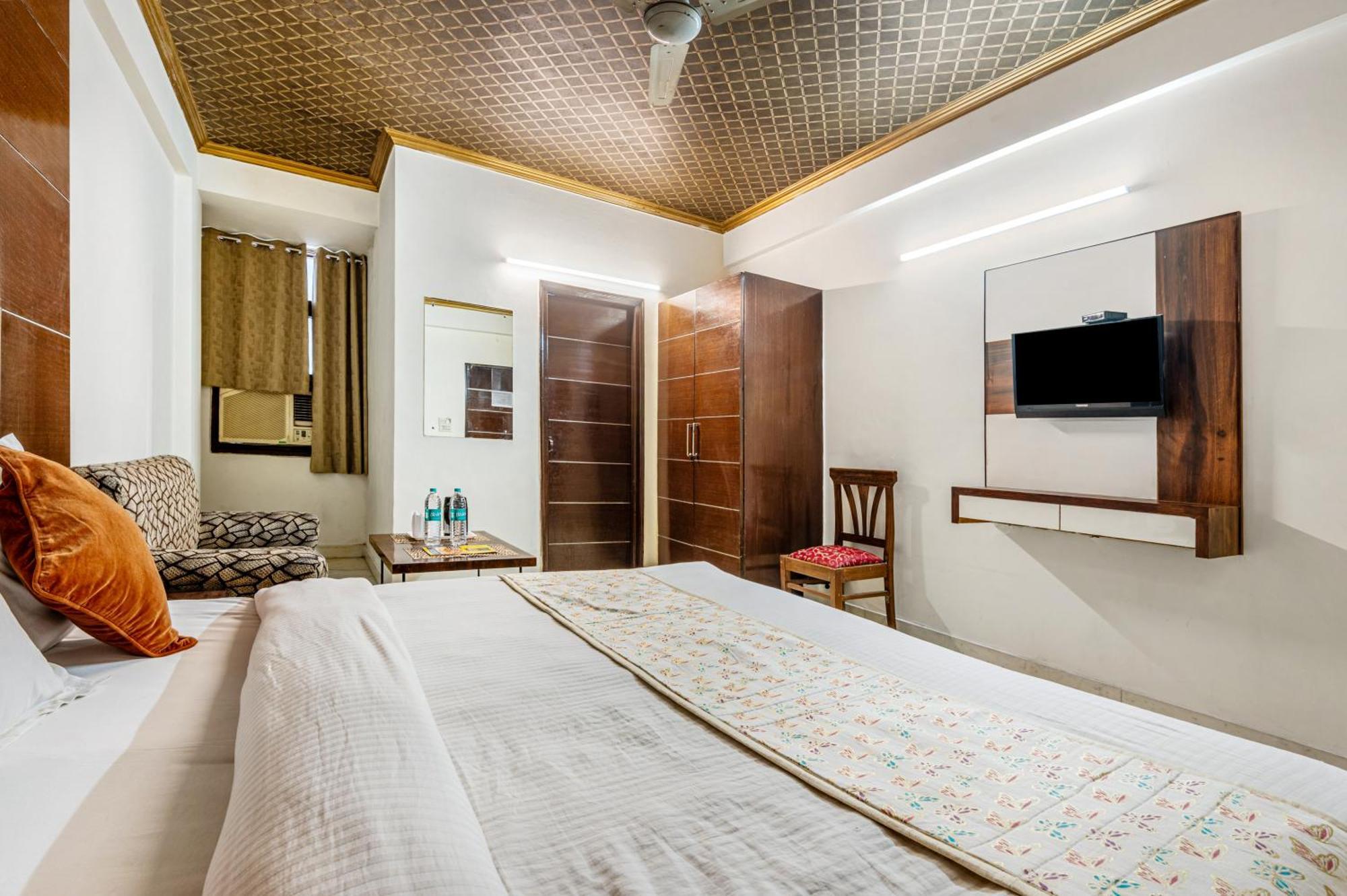 Hotel Nice Palace Delhi  Esterno foto