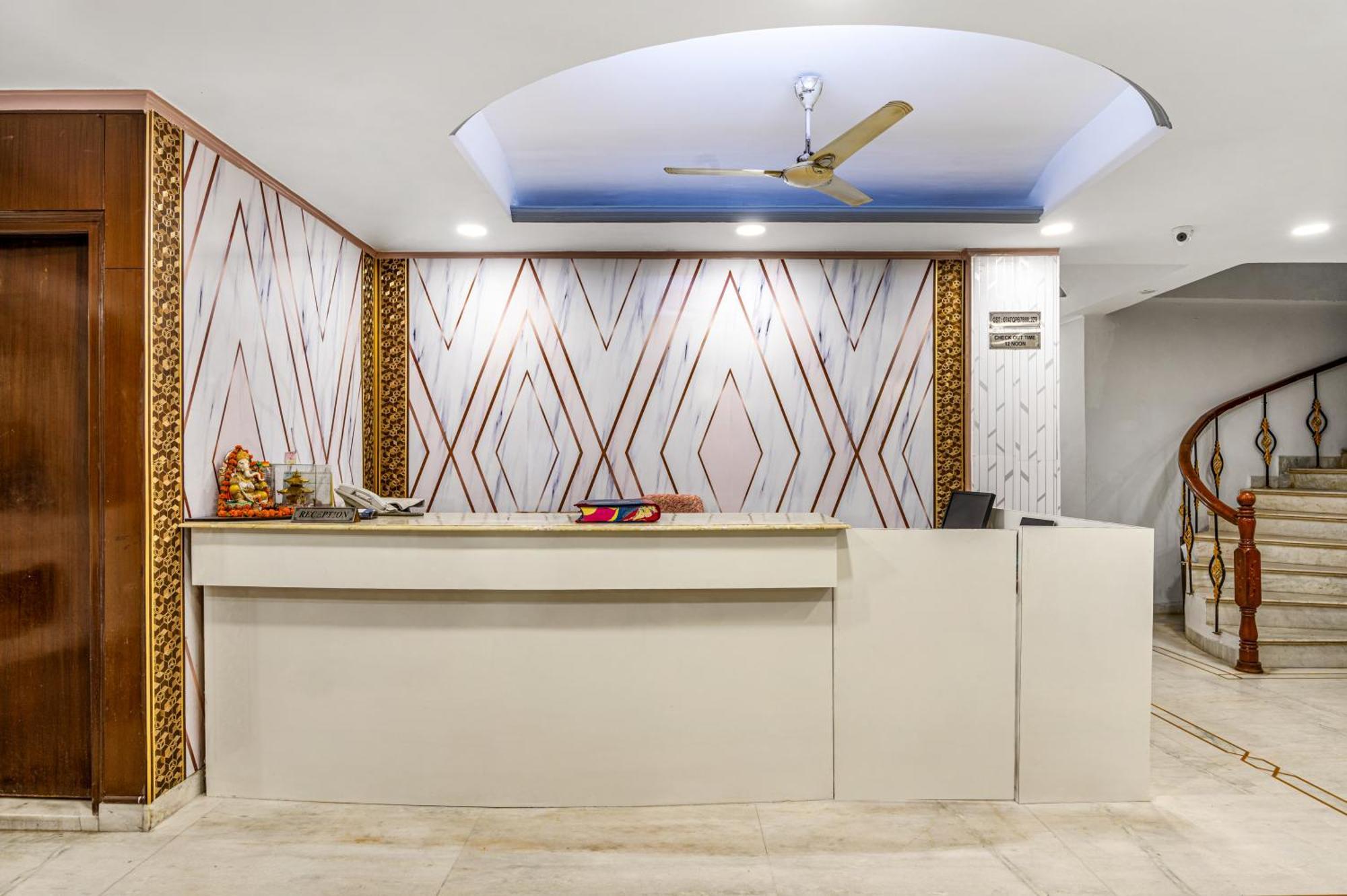 Hotel Nice Palace Delhi  Esterno foto